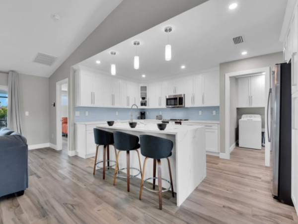 Beautiful Florida Vacation Villa with Private Pool & Canal Views